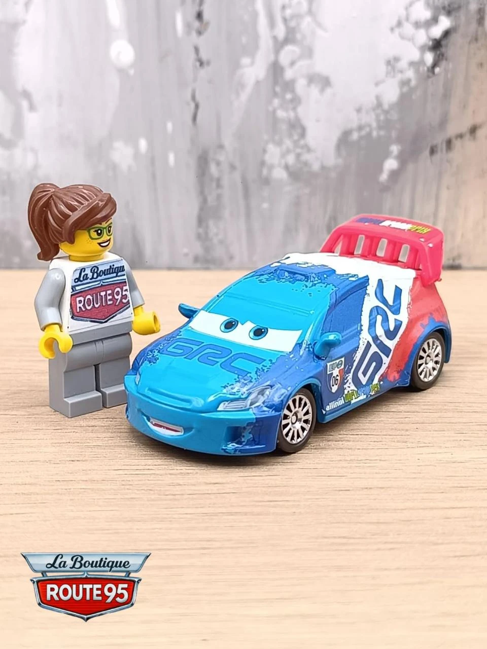 Voiture Cars Raoul Caroule - Jouet neuf (CFS08)